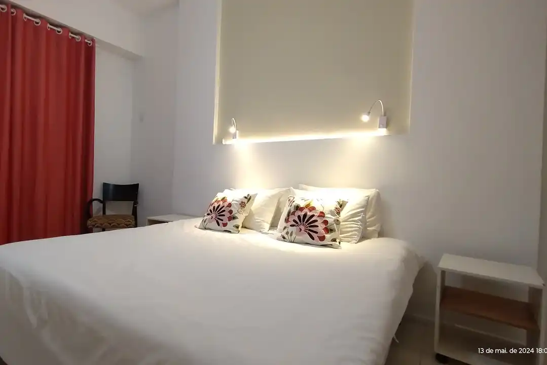 Excelente local. Praia de Ipanema 250m da areia