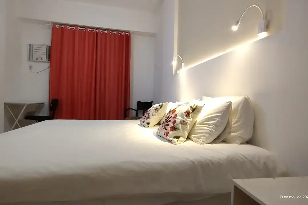 Excelente local. Praia de Ipanema 250m da areia