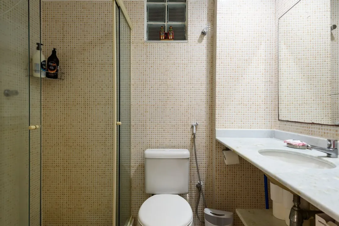 Excelente local. Praia de Ipanema 250m da areia