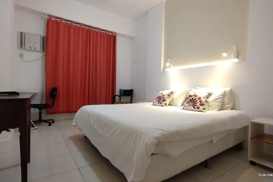 Excelente local. Praia de Ipanema 250m da areia