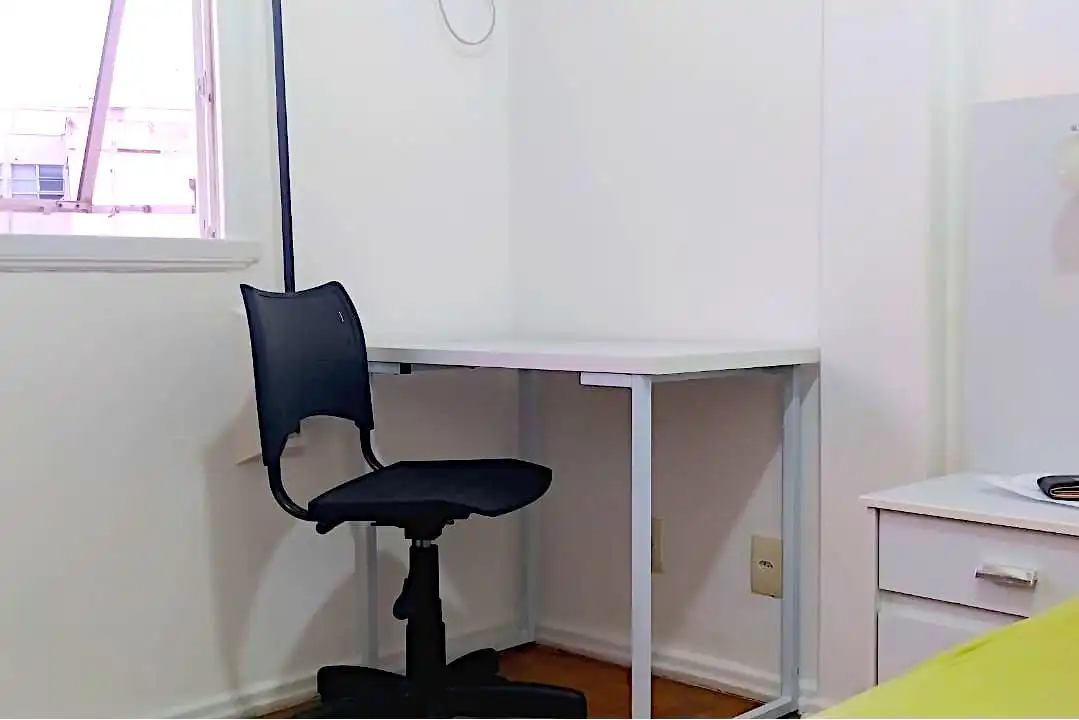 A  200 mts. da praia de Ipanema e Arpoador